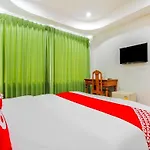 Oyo 410 Diamond Boutique Hostel